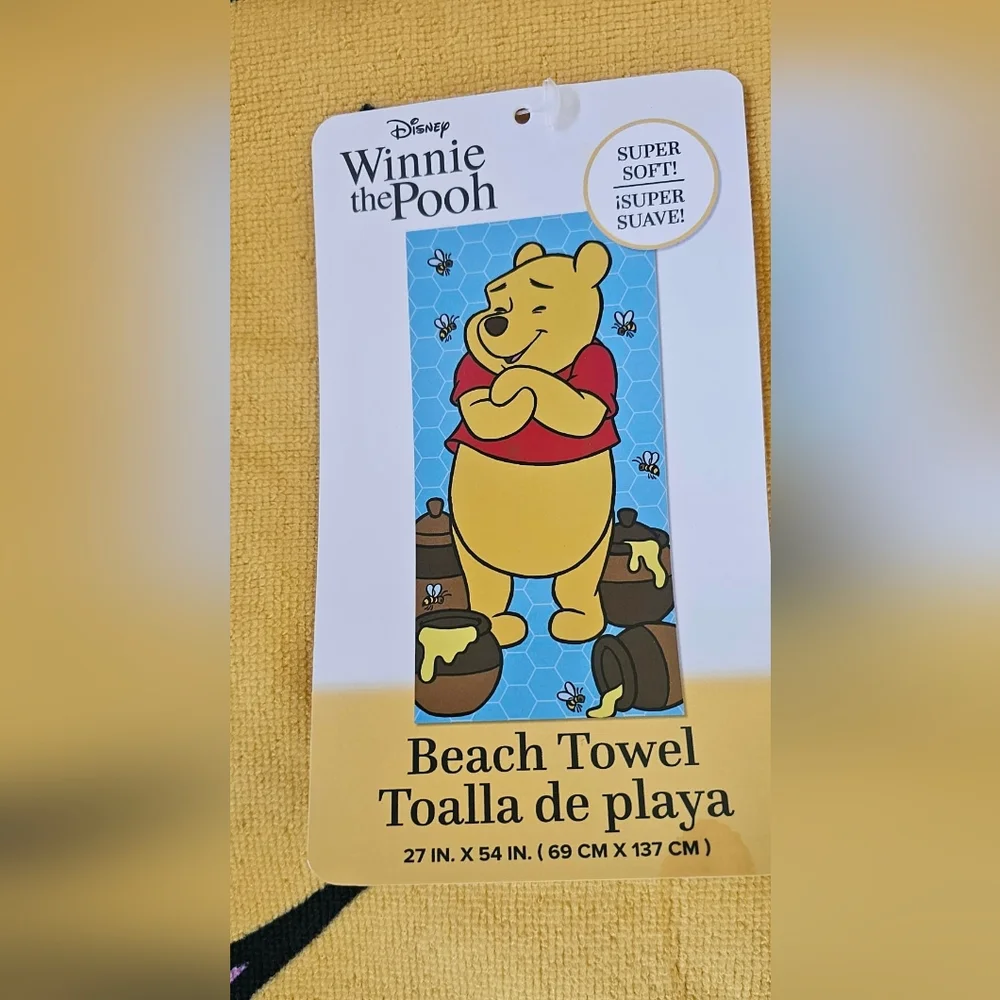 DISNEY WINNIE THE POOH BEACH TOWEL